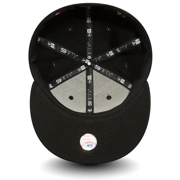 Dekorer din kasket - Køb New Era Black Cap og deko her
