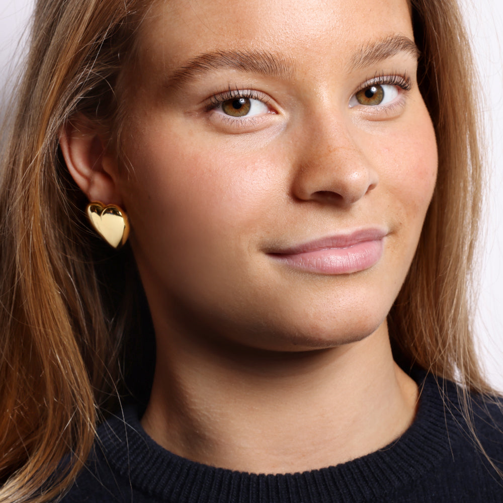 Big Heart Earstick, shiny finish, 18K Goldplated